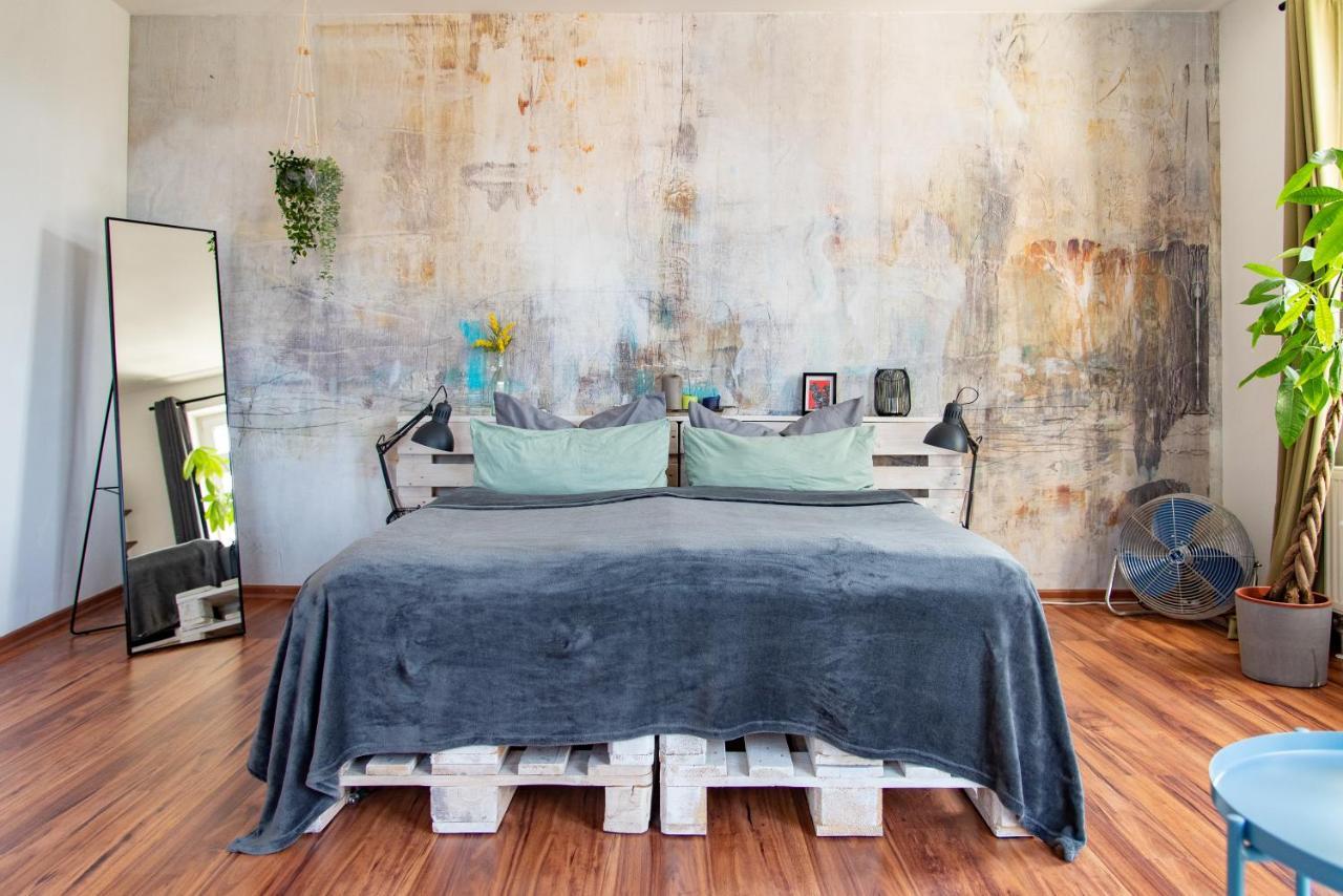 Industriecharme Apartment - Nespresso, Netflix, Wifi, Zentral, Messe Chemnitz Exteriör bild